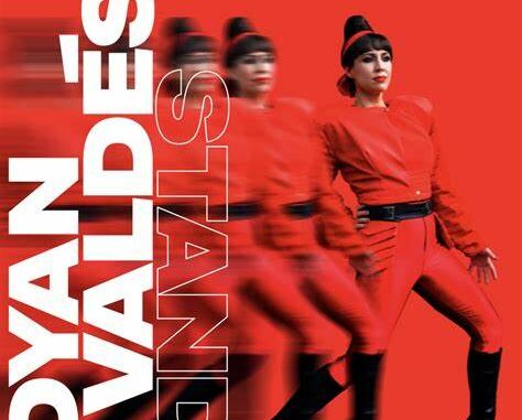 Dyan Valdes Stand