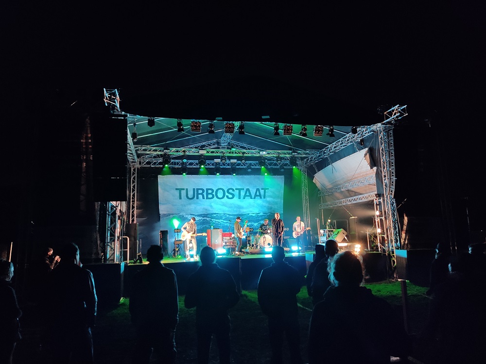 Read more about the article TURBOSTAAT – 29.08.2021, Nordmarksportfeld (Kiel)