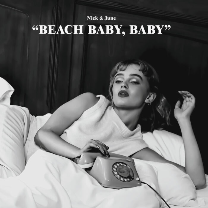 Read more about the article NICK & JUNE – Beach baby, baby