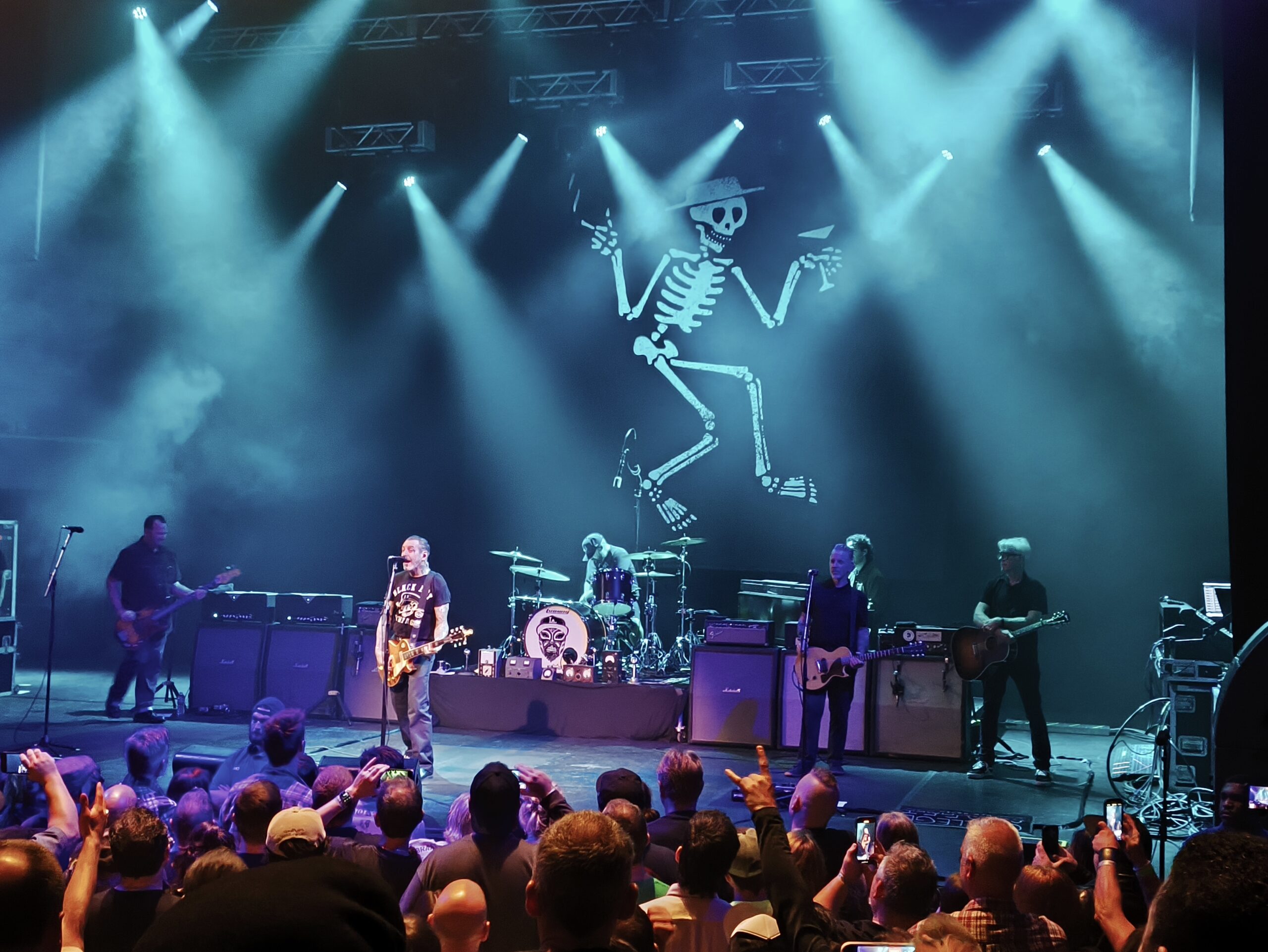 You are currently viewing SOCIAL DISTORTION – 08.10.2024, College Street Music Hall (New Haven, Connecticut)