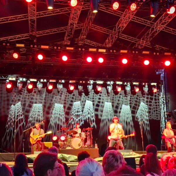 MAXIMO PARK – 22.07.2025, Kulturinsel Wöhrmühle (Erlangen)
