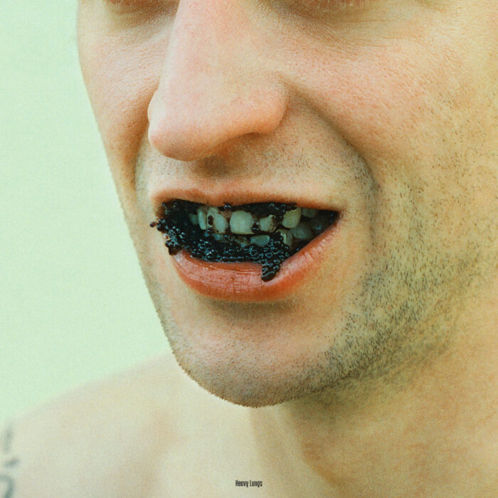 Read more about the article HEAVY LUNGS – Caviar