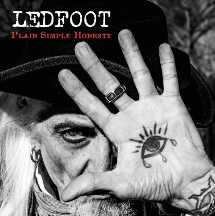 Read more about the article LEDFOOT – Plain simple honesty