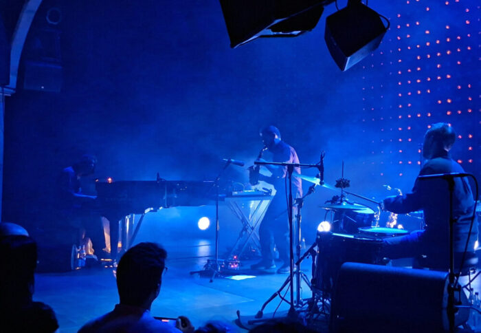 Read more about the article MAMMAL HANDS – 30.05.2026, Mojo (Hamburg)