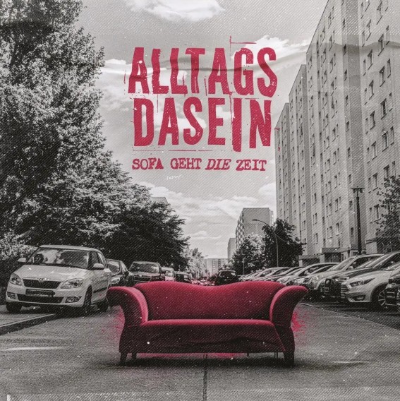 ALLTAGSDASEIN – Sofa geht die Zeit