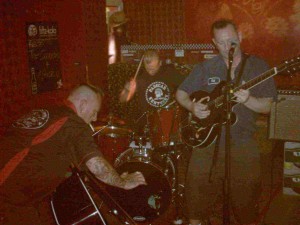 Read more about the article THE CARAVANS – Psychobilly pop star