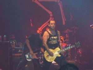 Read more about the article SOCIAL DISTORTION – 11.08.2005, Hamburg (Docks)
