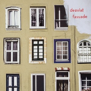 Read more about the article DEZOLAT – Fassade
