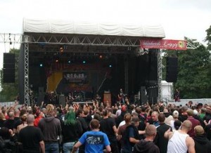 Read more about the article Endless Summer 2011 – Schlammschlacht in Torgau