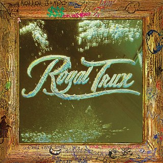You are currently viewing ROYAL TRUX – White stuff
