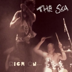 You are currently viewing THE SEA – High on…